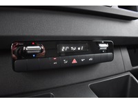 TOC1273_2783926 vehicle image