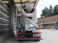 ARAG8845_2668492 vehicle image