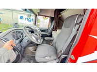 TAMZ4659_2718879 vehicle image