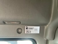 0519025 vehicle image