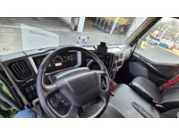 Rena3_2974763 vehicle image
