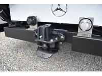 TOC1273_2667800 vehicle image