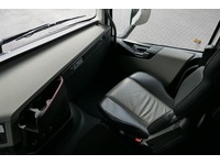 DOLD2821_2829353 vehicle image