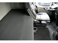 DOLD2821_2829353 vehicle image