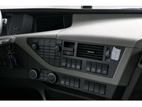 DOLD2821_2829353 vehicle image