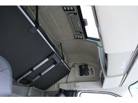 DOLD2821_2829353 vehicle image