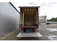 TOC1273_2661960 vehicle image