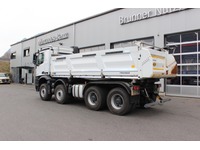 BRUN1615_2846377 vehicle image