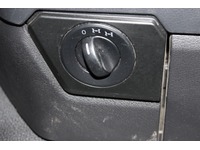 BRUN1615_2846377 vehicle image