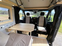 TART5813_2913412 vehicle image