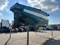 UNIK8334_2726107 vehicle image