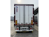 GREA182_2727609 vehicle image
