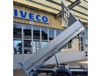 FUER278_2840868 vehicle image