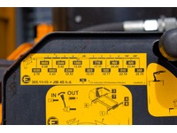 0007026 vehicle image