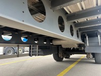PREI272_2683288 vehicle image
