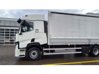 Rena3_2862376 vehicle image