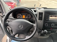 UNIK8334_2822887 vehicle image