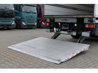 DOLD2821_2838920 vehicle image