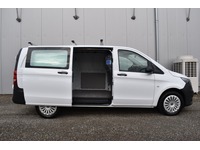 TOC1273_2740948 vehicle image