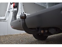 TOC1273_2740948 vehicle image