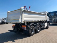 TMR8055_2753320 vehicle image