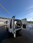 GALA741_3030975 vehicle image