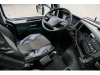 DOLD2821_2718708 vehicle image