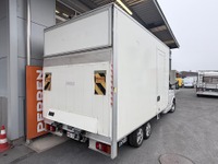 PERR4521_2787704 vehicle image