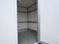 PERR4521_2787704 vehicle image