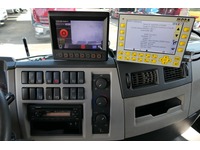 DOLD2821_2988863 vehicle image