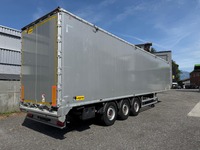 INTG9387_2956197 vehicle image