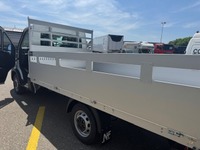 STUD177_2692123 vehicle image