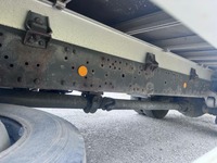 MBTR124_2752685 vehicle image