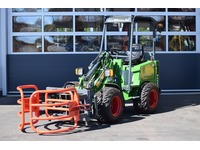 BISC10471_2932545 vehicle image