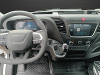 FLAA9869_2552352 vehicle image