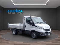 FLAA9869_2552352 vehicle image