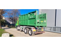 0379026 vehicle image