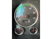 ENVE1171_2816149 vehicle image