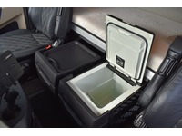 TOC1273_3057384 vehicle image