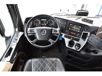 TOC1273_3057384 vehicle image