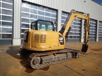 RINA4324_2917801 vehicle image