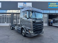 AGRO3463_3038320 vehicle image