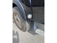 0558025 vehicle image