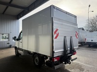 NAEF243_2803433 vehicle image