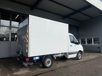 NAEF243_2803433 vehicle image