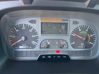 UNIK8334_2964577 vehicle image