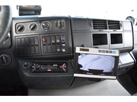 TOC1273_2671245 vehicle image