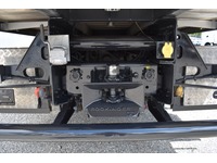 TOC1273_2671245 vehicle image