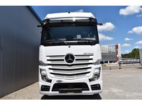 TOC1273_2668234 vehicle image