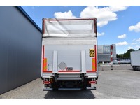 TOC1273_2668234 vehicle image